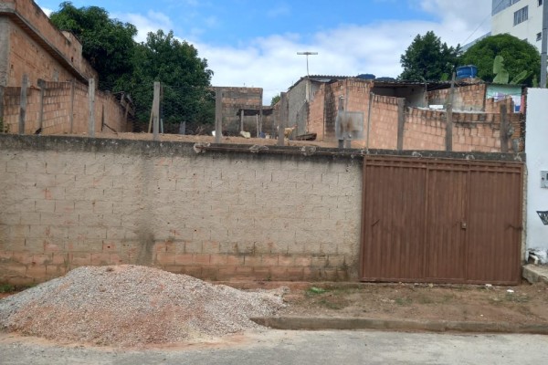 Lote em Ribeirão das Neves