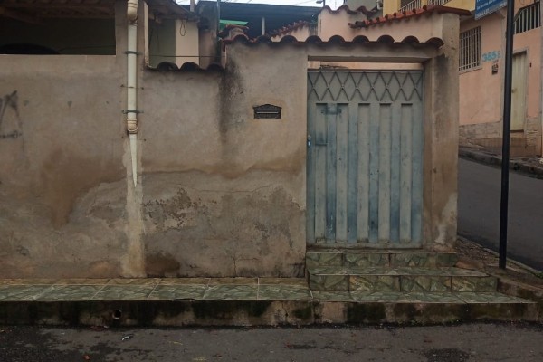 Casa 3 quartos no Nova Cintra